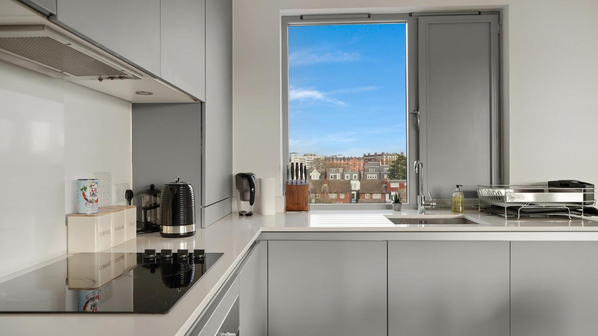 Modern And Spacious Penthouse Apartment In Putney With Free Parking Λονδίνο Εξωτερικό φωτογραφία