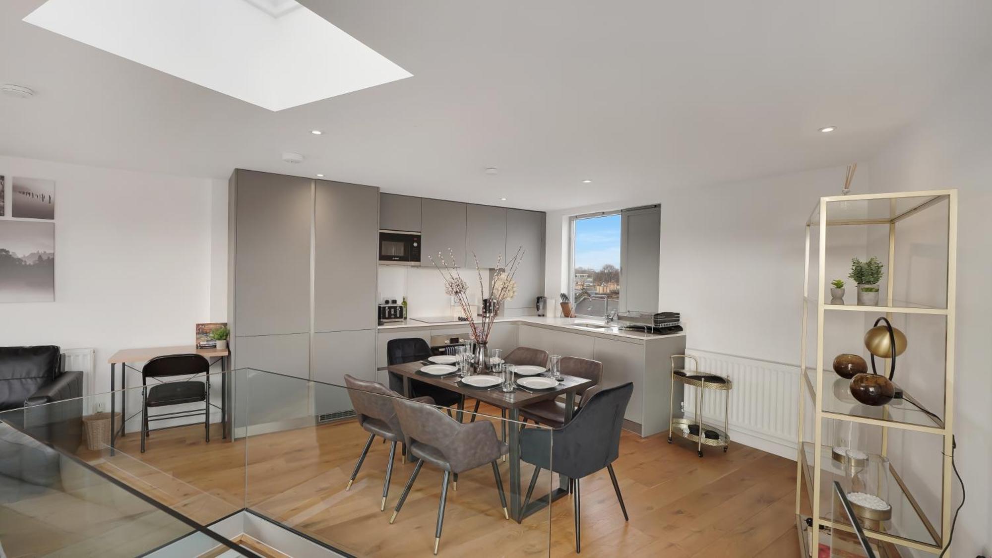 Modern And Spacious Penthouse Apartment In Putney With Free Parking Λονδίνο Εξωτερικό φωτογραφία